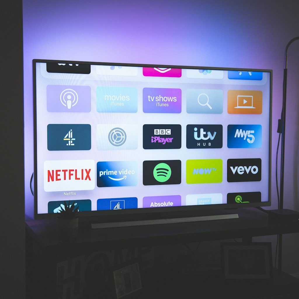 شاشة TCL سمارت LCD بطء وتجمد - أسباب وحلول