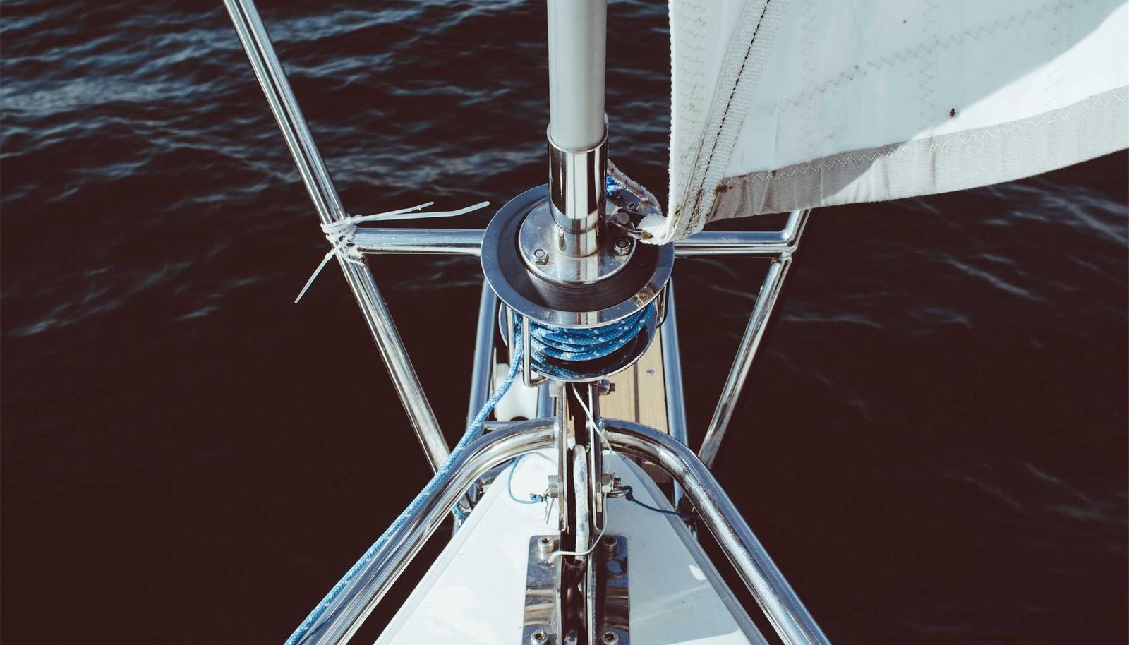 كيف تحل مشكلة رجة خفيفة عند التوقف في تويوتا كامري 2018–2020 كيف تحل مشكلة رجة خفيفة عند التوقف في تويوتا كامري 2018–2020