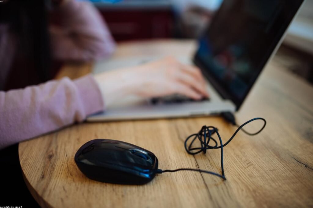 صورة laptop computer - دليل شامل