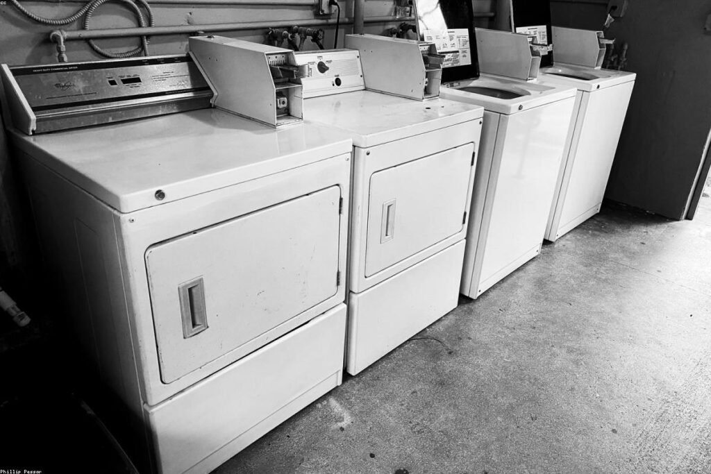 صورة washing machine - دليل شامل