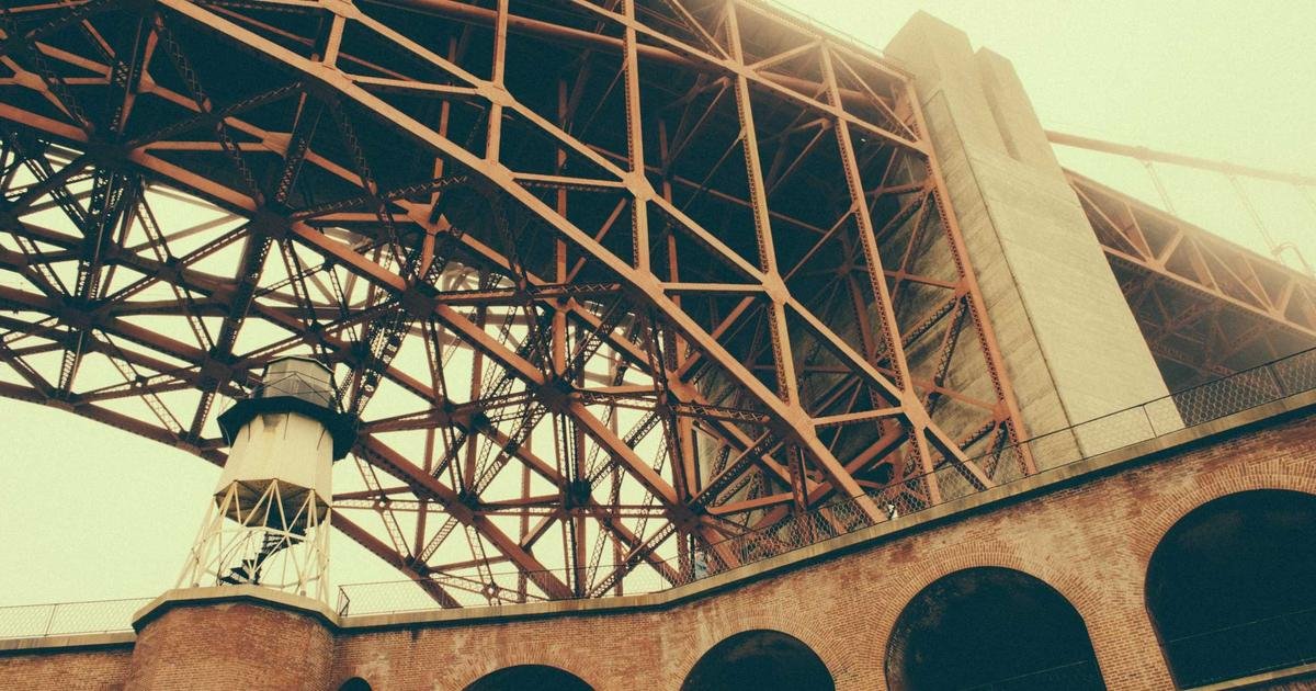 سيارة هايبرد لا تبدأ - فحص بطارية 12V